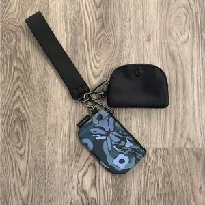 Lululemon Athletica Black and Blue Patterned Wristlet